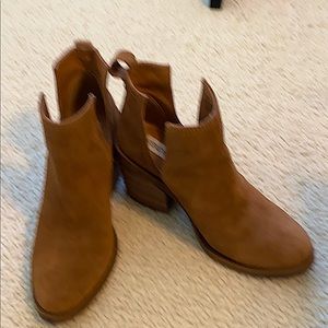 Steve Madden suede ankle boots